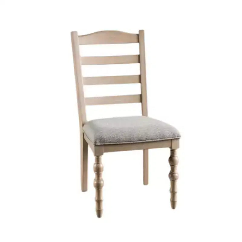 Chaise de salle à manger, pieds tournés, bois massif marron clair
