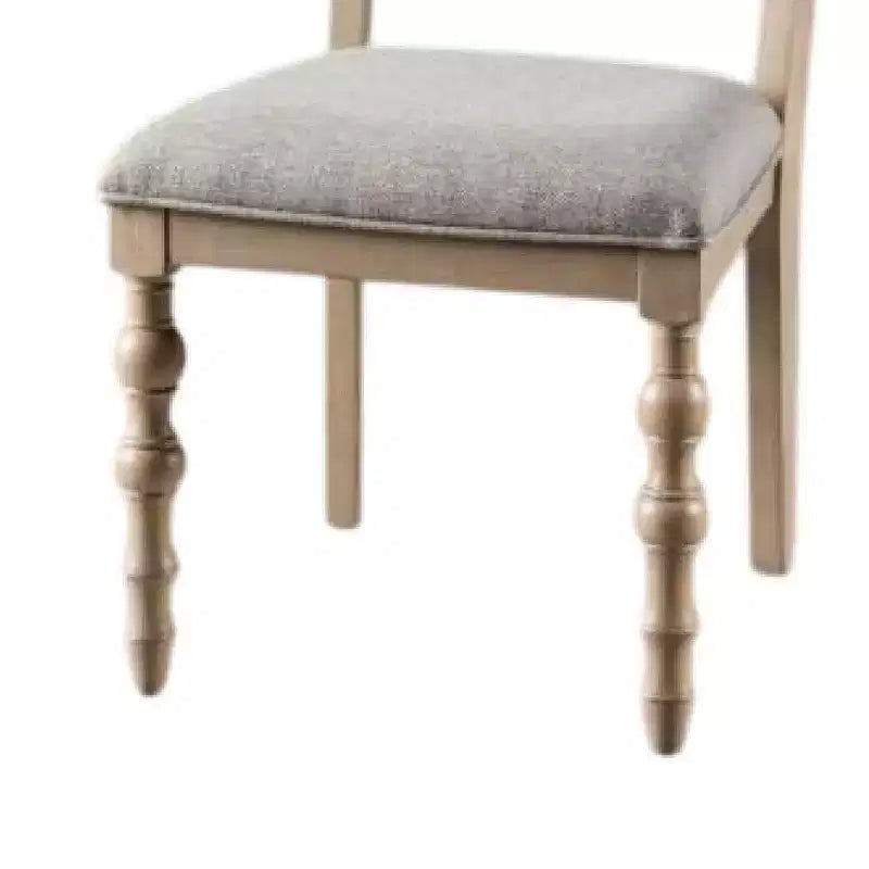 Chaise de salle à manger, pieds tournés, bois massif marron clair