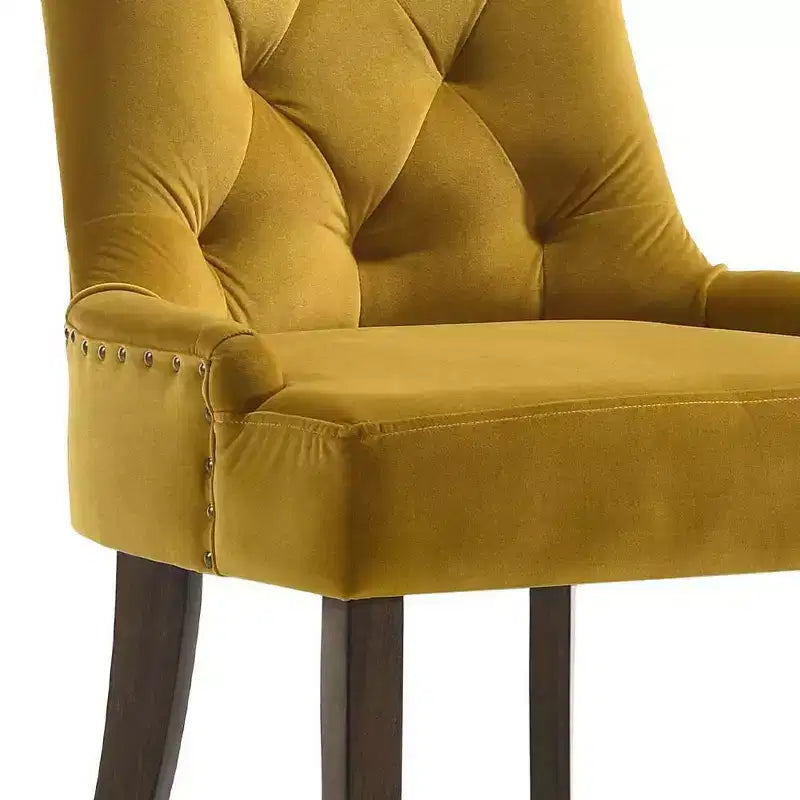 Chaise de salle à manger capitonnée avec clous décoratifs